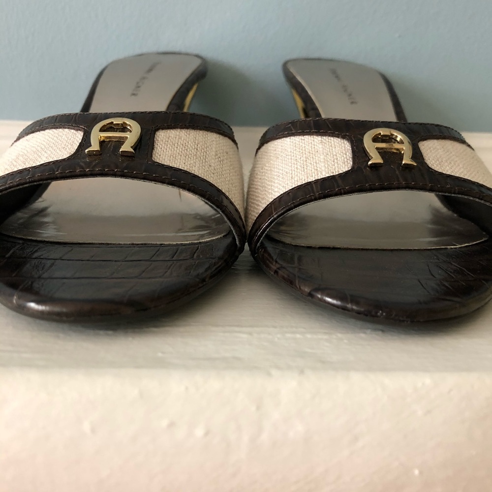 Etienne Aigner Leather & Linen Slides w/ Gold Trim - Picture 8 of 12
